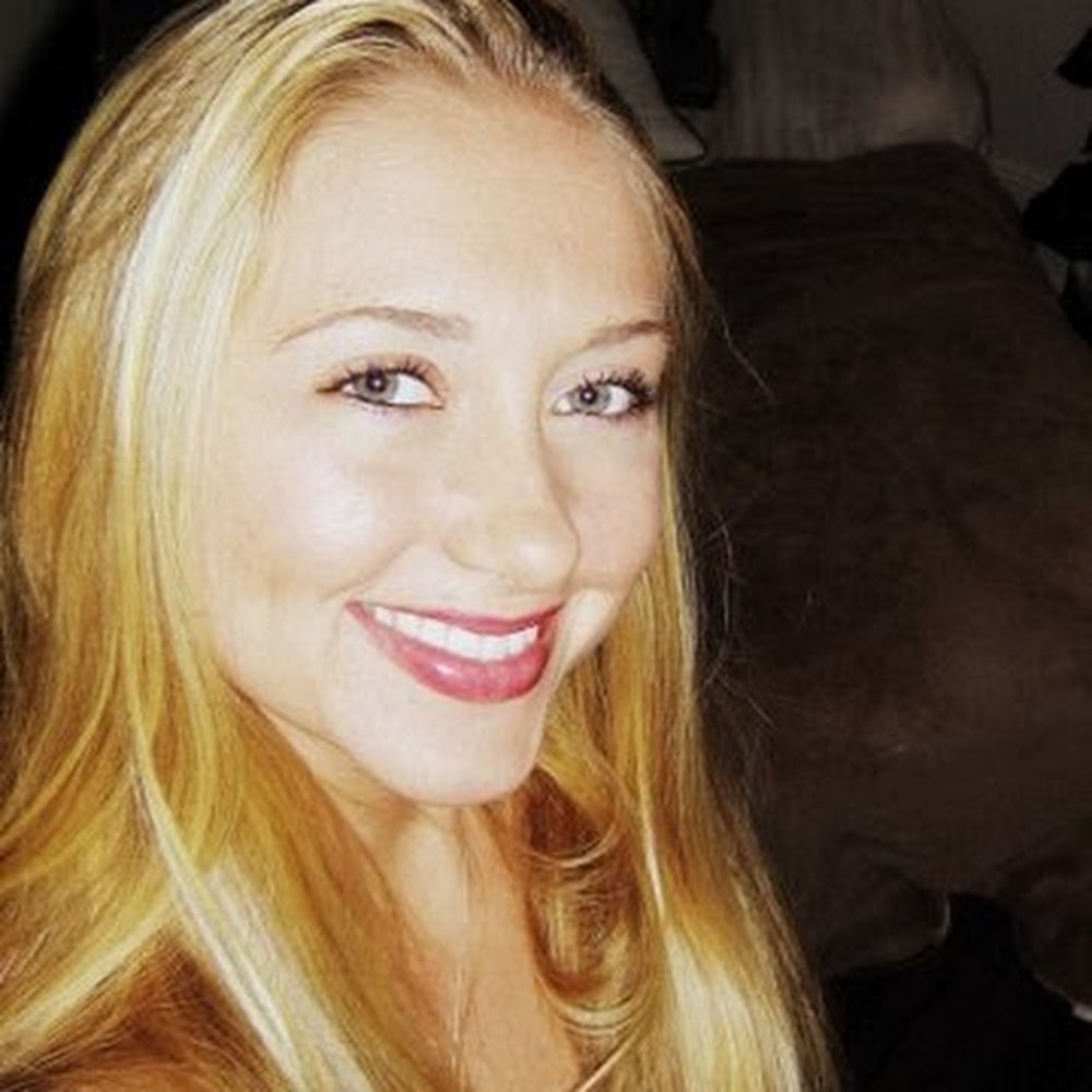 Meet your Posher, Farrah